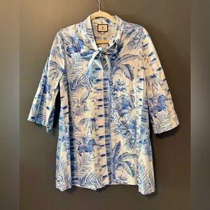 Tuckernuck Safari Toile Dress. Size Extra Small. XS. Blue white print.